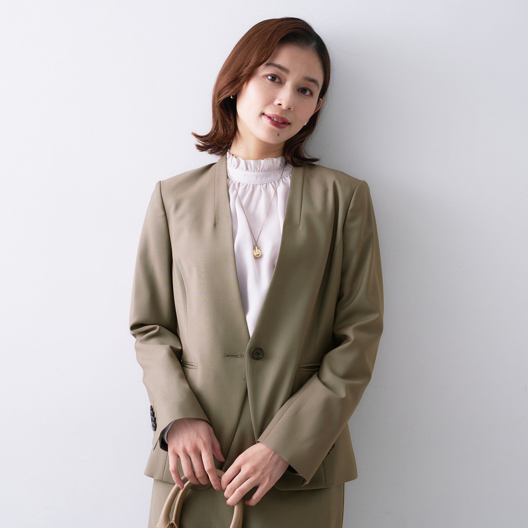 UNTITLED「【仕事着/スーツ】プレミアムカラーレスジャケット」|ノーカラージャケット|