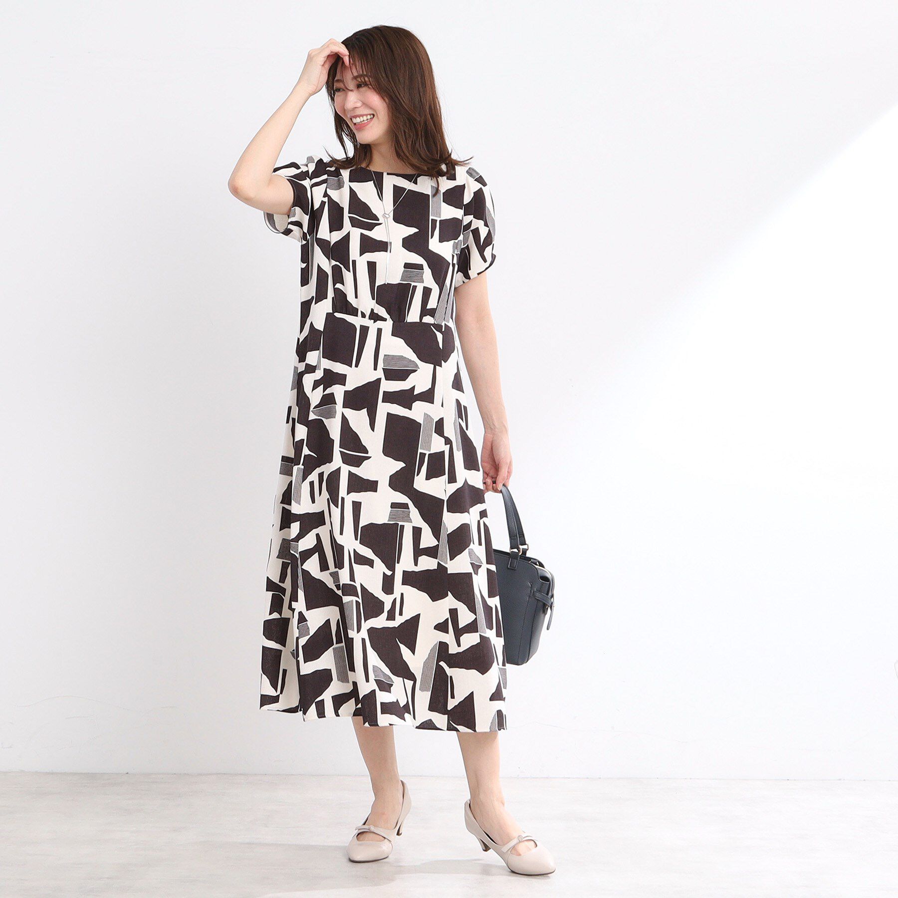 Reflect「【WEB先行カラーあり／マシンウォッシュ可】幾何モチーフプリントワンピース」|ワンピース|