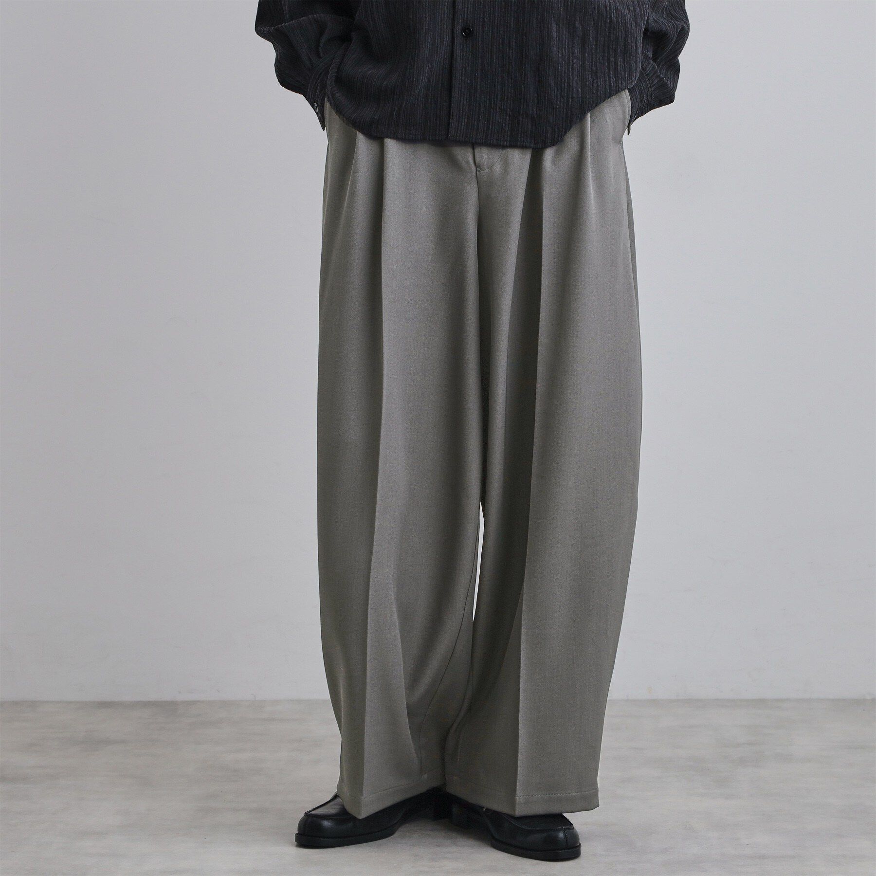 tk.TAKEO KIKUCHI「バギースラックス」|その他|グレー(012)