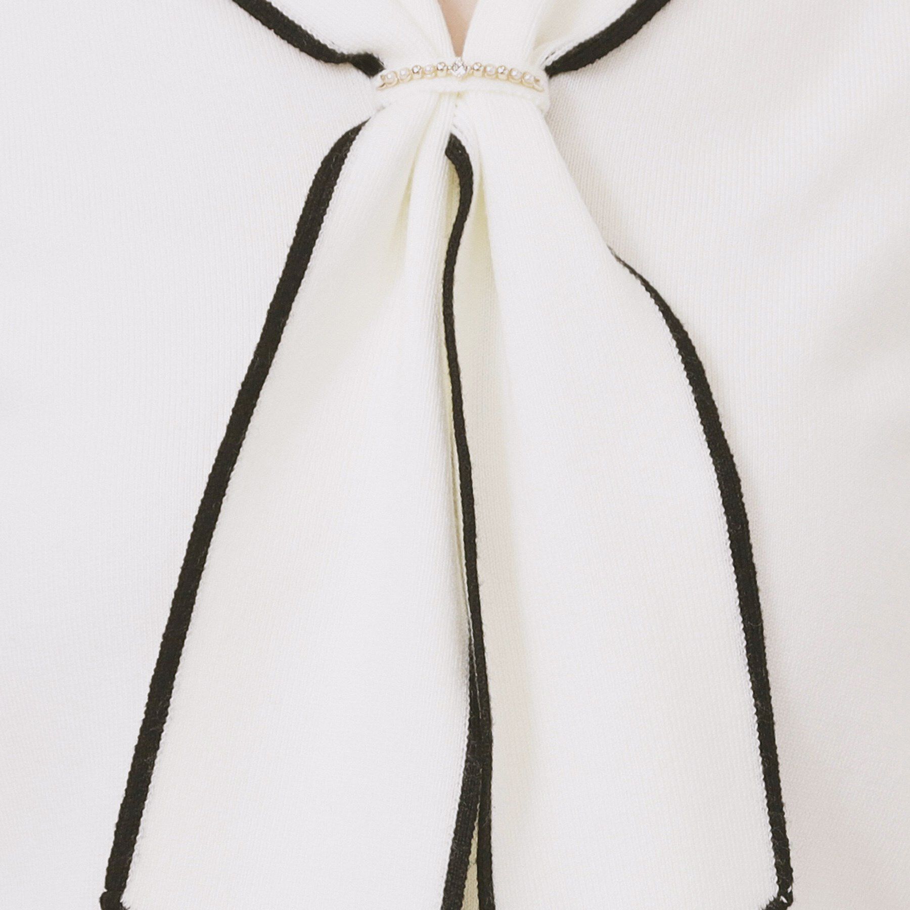 index「ゴールドパーツ付きボウタイニット【洗濯機OK】《10col/XS～LL》」|ニット・セーター|