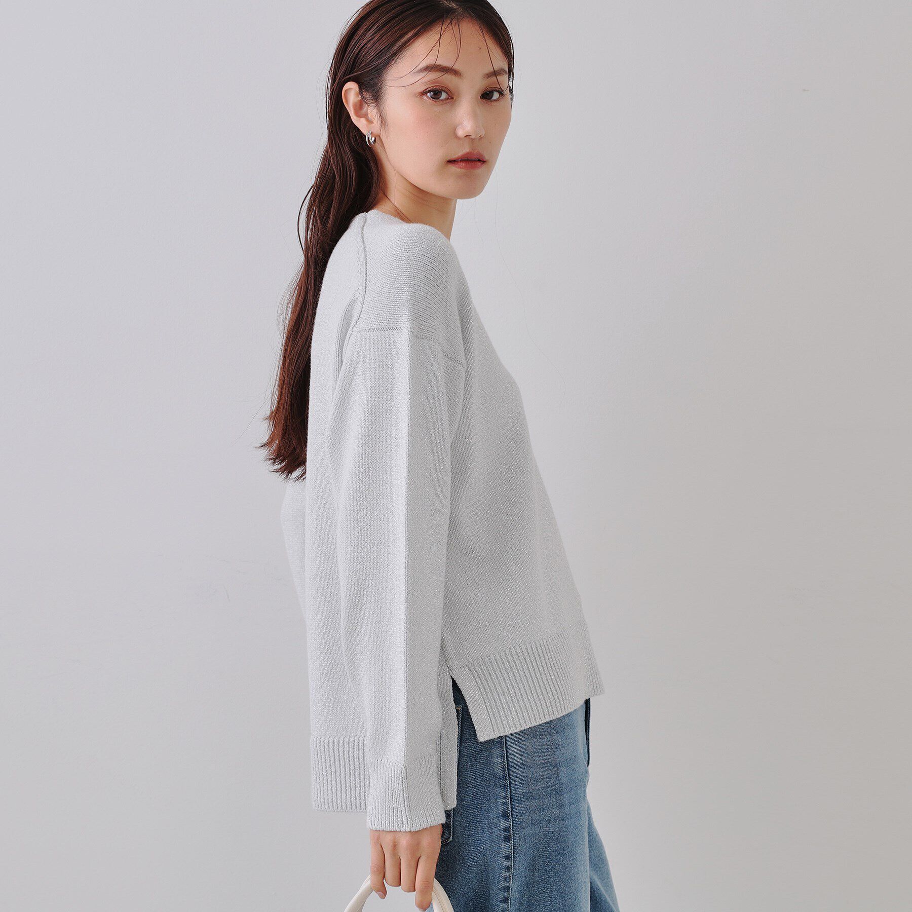 OPAQUE.CLIP「ラメヤーンVネックニット【洗濯機洗い可】」|ニット・セーター|