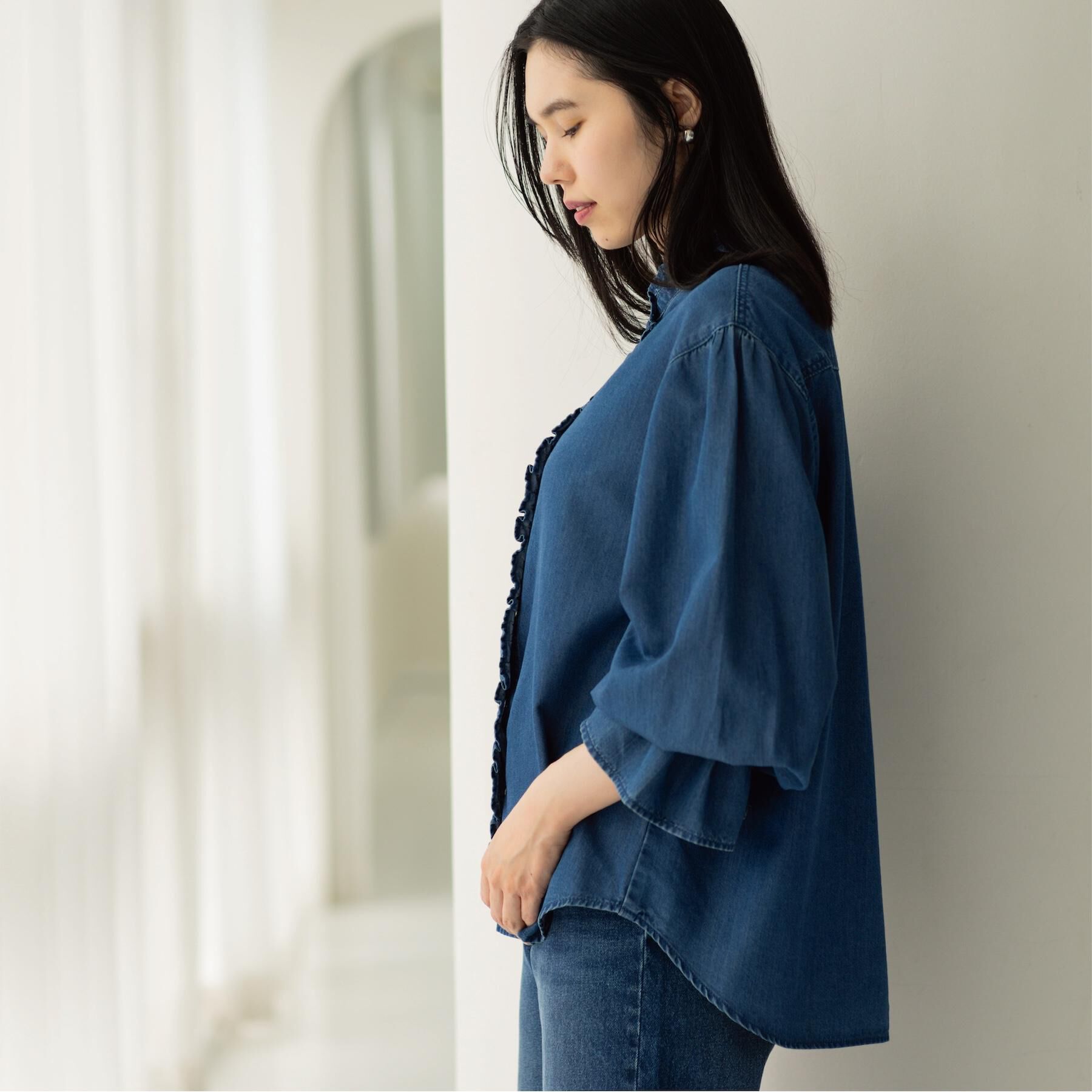 OPAQUE.CLIP「セルロース混デニムフリルブラウス【洗濯機OK】」|シャツ・ブラウス|