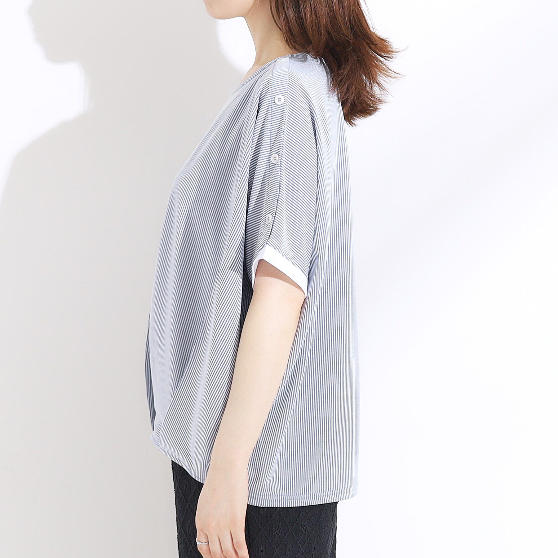 SHOO･LA･RUE「【ひんやり/UV】高気温でも快適に インせず決まるドルマントップス」|Tシャツ・カットソー|