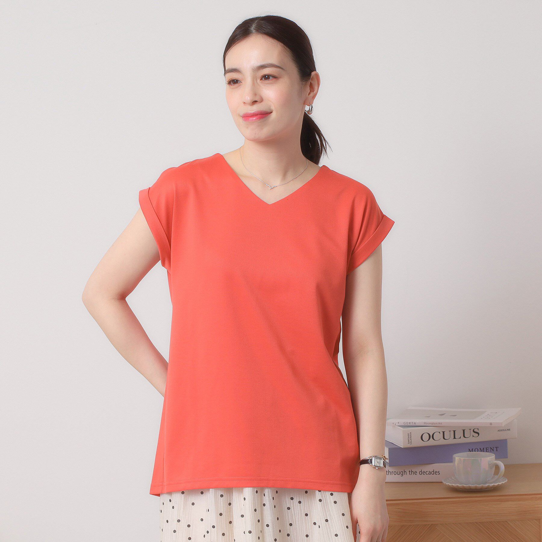 ITS&rsquo;DEMO「【吸水速乾／洗濯機OK／洗濯後しわになりにくい】カットミラノVネックプルオーバー」|Tシャツ・カットソー|