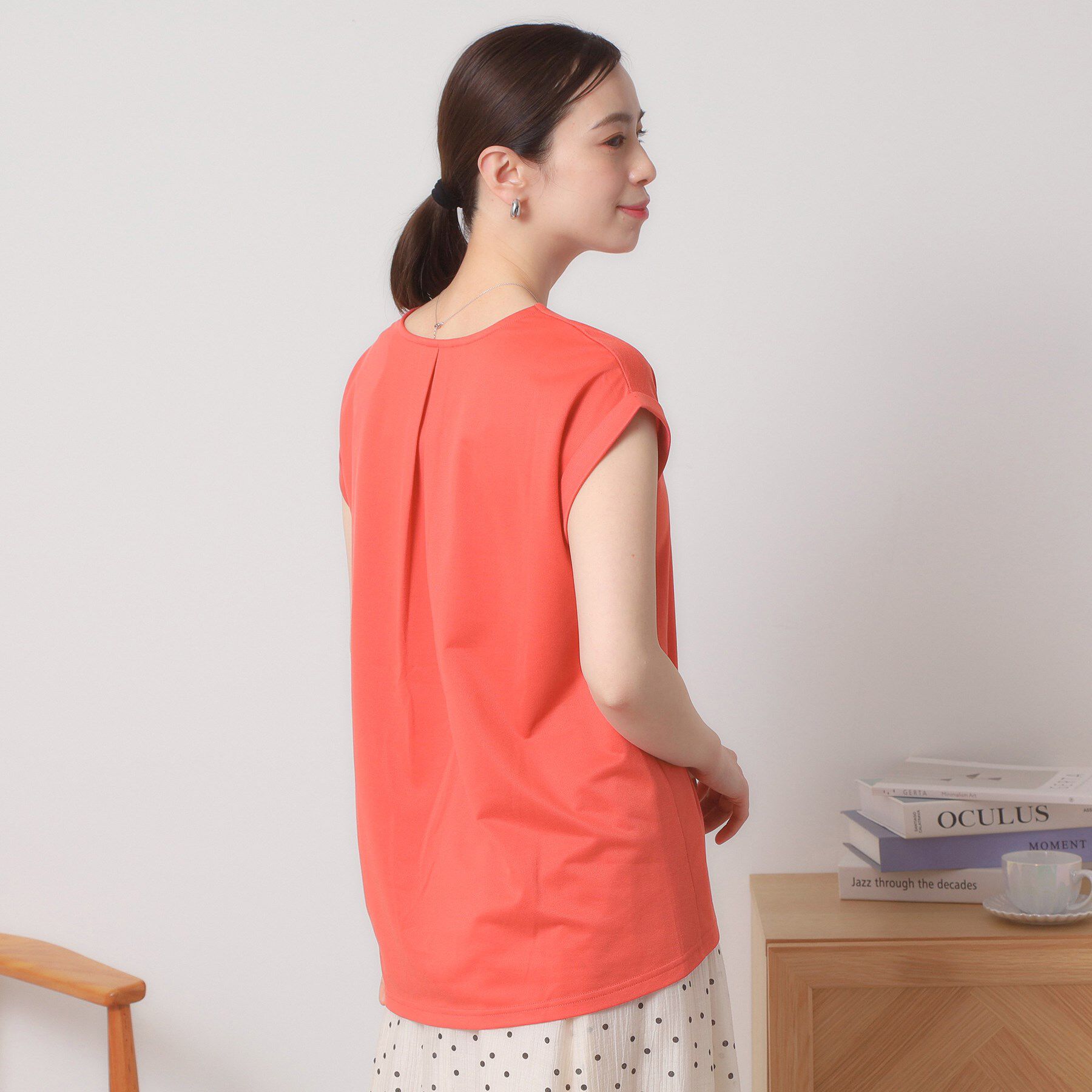 ITS&rsquo;DEMO「【吸水速乾／洗濯機OK／洗濯後しわになりにくい】カットミラノVネックプルオーバー」|Tシャツ・カットソー|