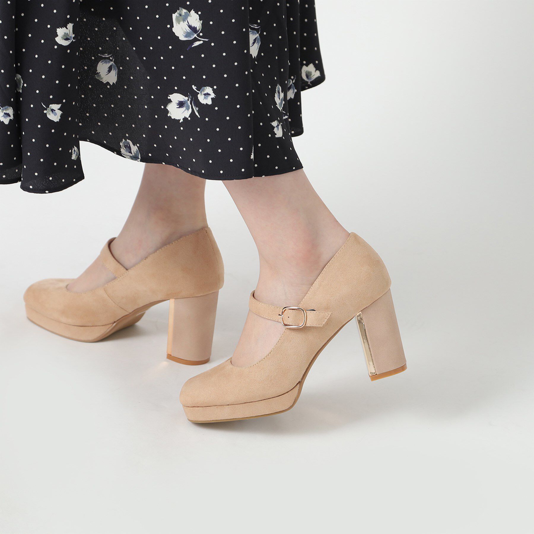 ESPERANZA「メッキプレートヒールストラップパンプス」|パンプス|