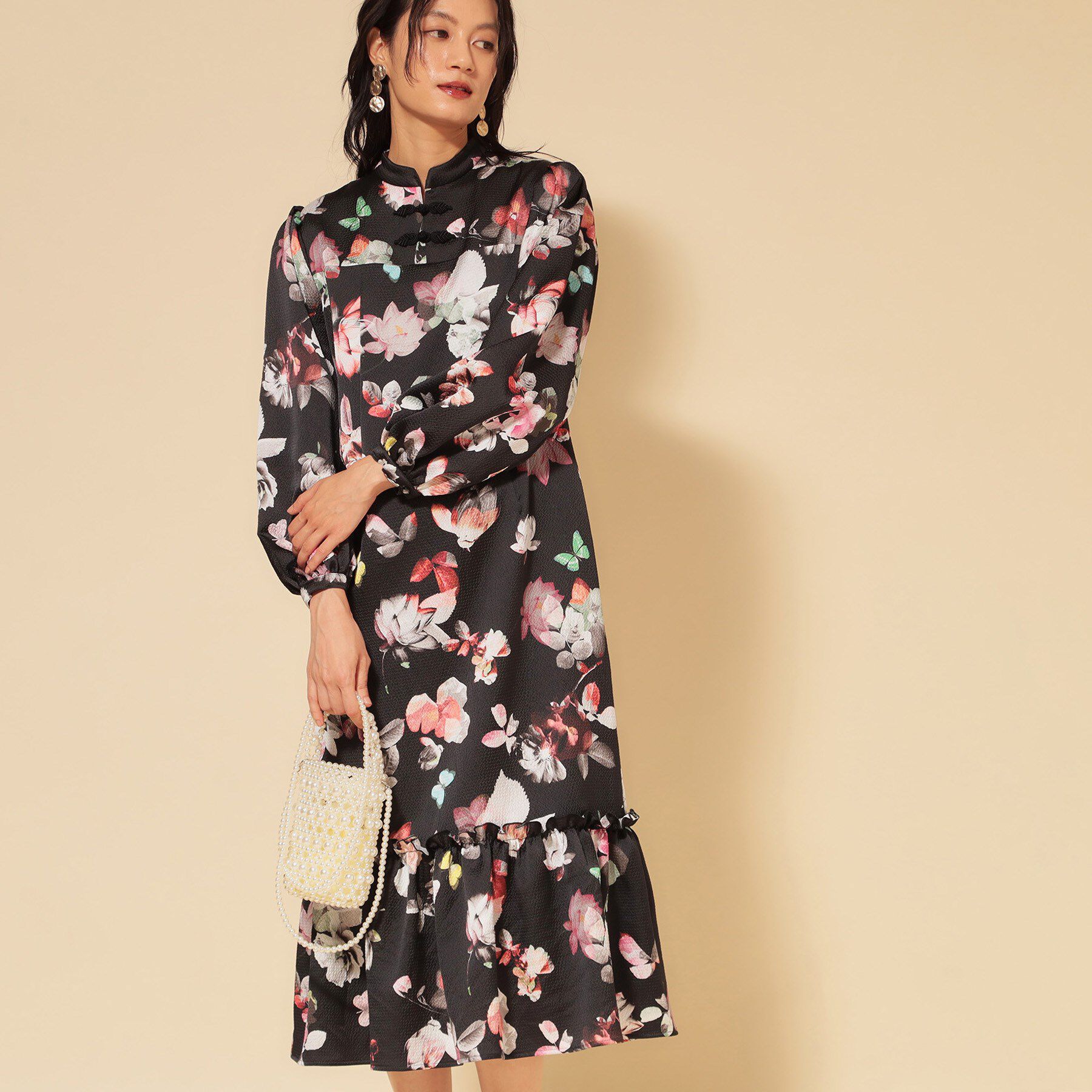 SunaUna「【COLLECTION LINE】チャイナ花柄ワンピース」|ワンピース|ブラック(119)