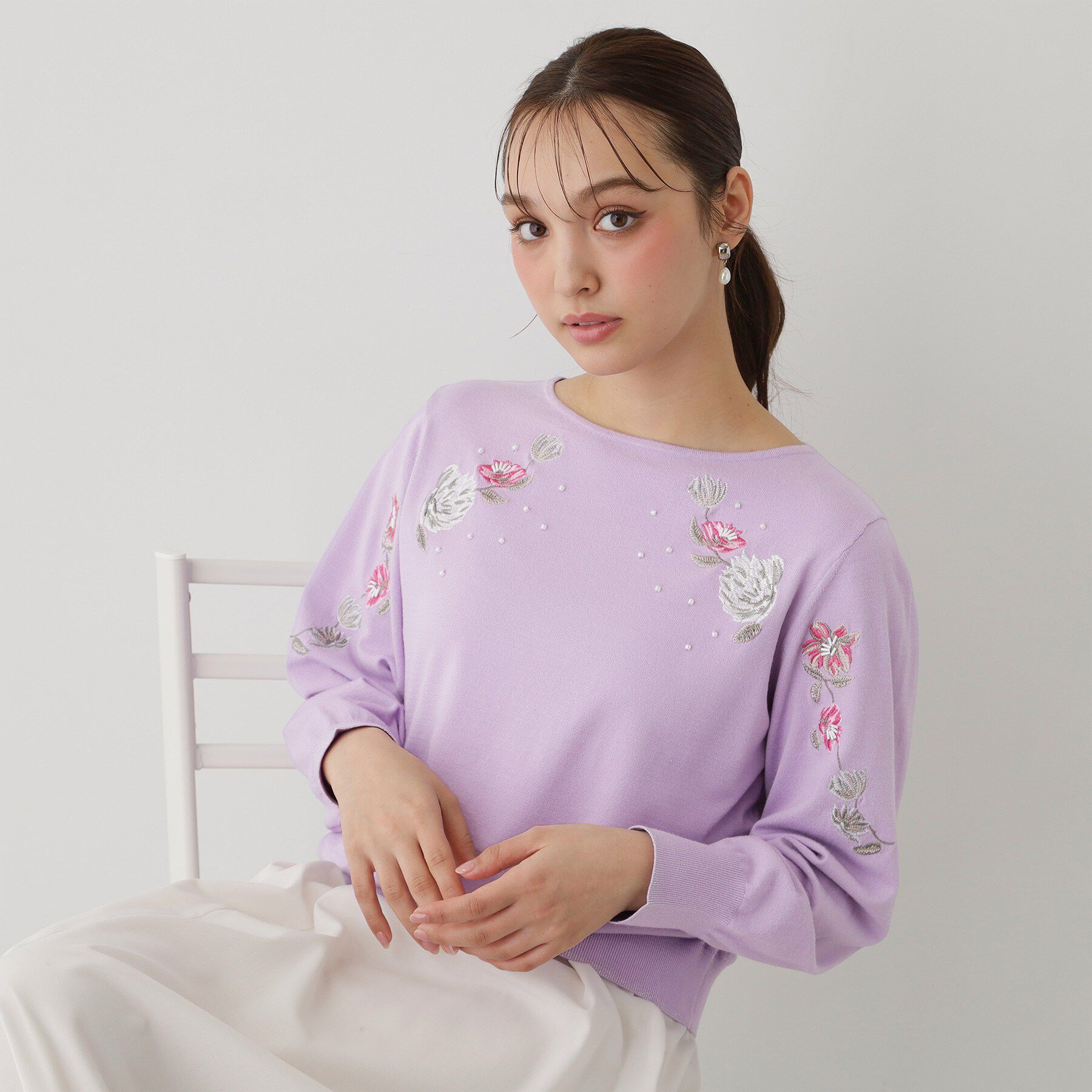 SunaUna「【SS～Lサイズ展開／フラワー刺繍】クラフトプルオーバー」|ニット・セーター|