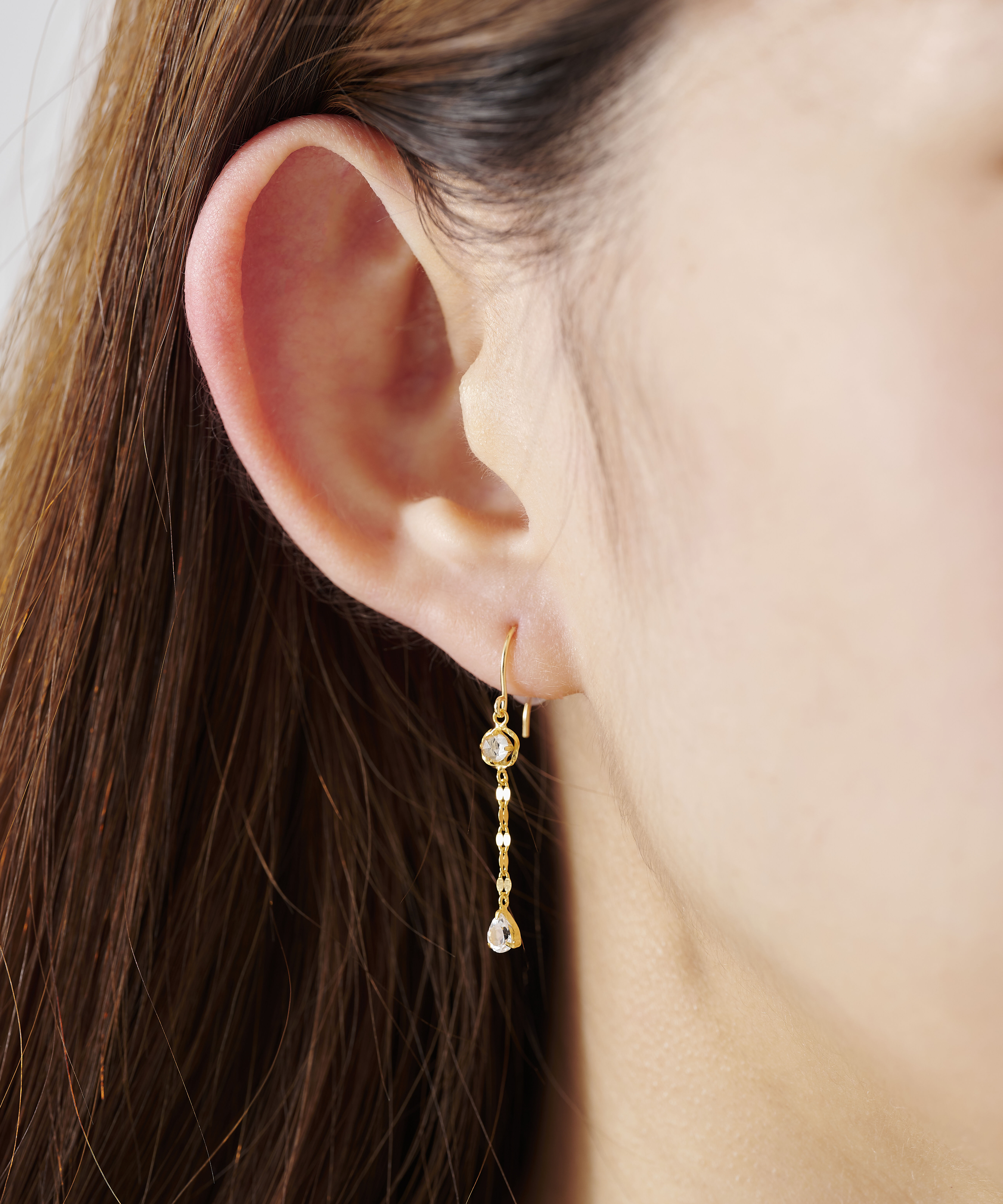 newme by Samantha Thavasa「ホワイトトパーズ チェーンピアス」|ピアス|