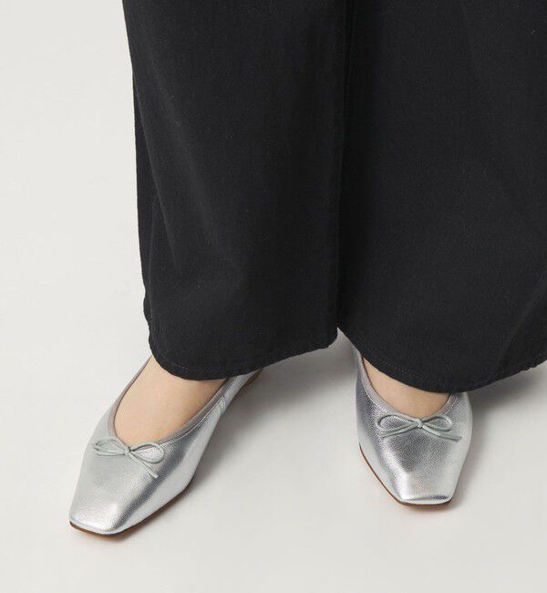 ODETTE E ODILE「スクエアバレエ フラット10&darr;&uarr;」|バレエシューズ|