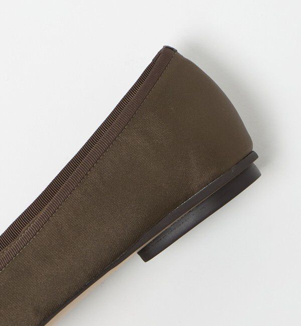 ODETTE E ODILE「スクエアバレエ フラット10&darr;&uarr;」|バレエシューズ|