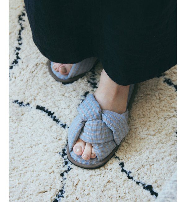 journal standard Furniture「TWIST SLIPPER　スリッパ」|ルームシューズ|