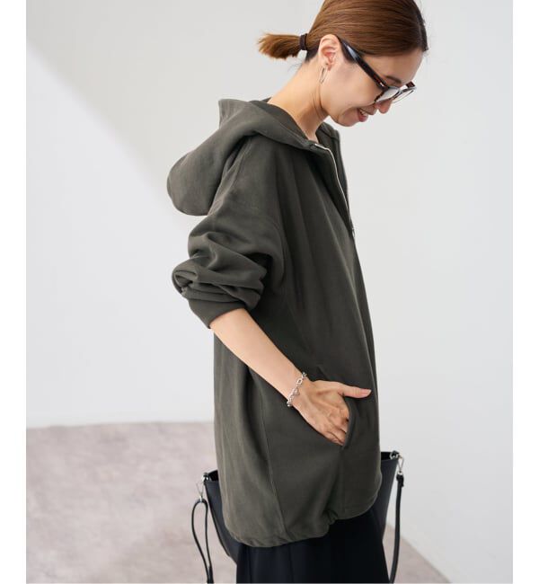 FRAMeWORK「Champion 別注REVERSE WEAVE11.5OZフードハーフジップドロストプルオーバー」|スウェット・ジャージ|