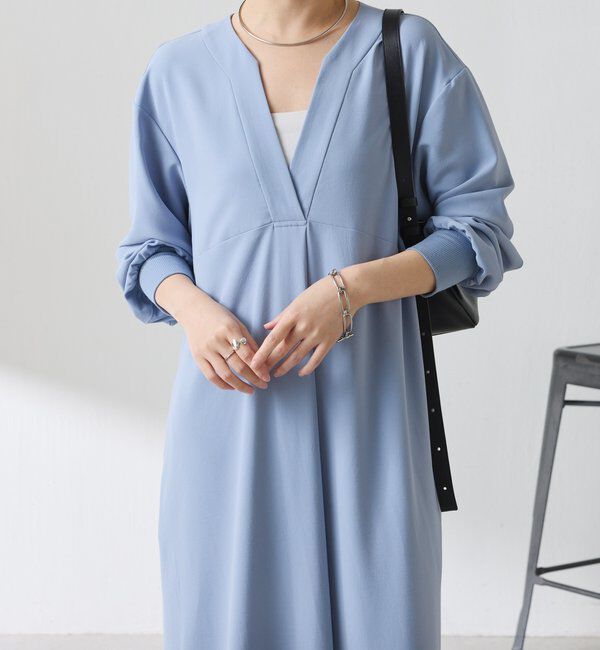  「ジャージVネックワンピース/セレモニー」|ワンピース|