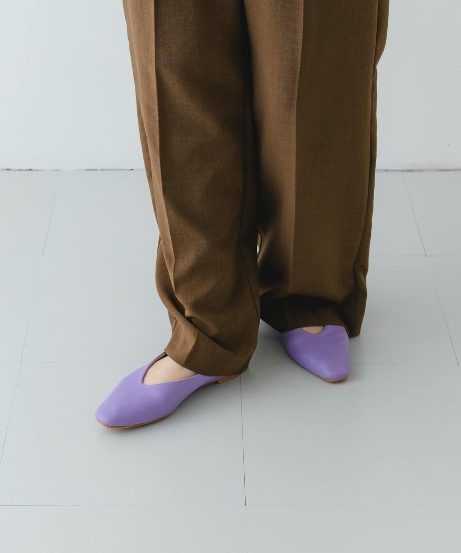 RODE SKO「やわらかVカットフラットシューズ」|バレエシューズ|