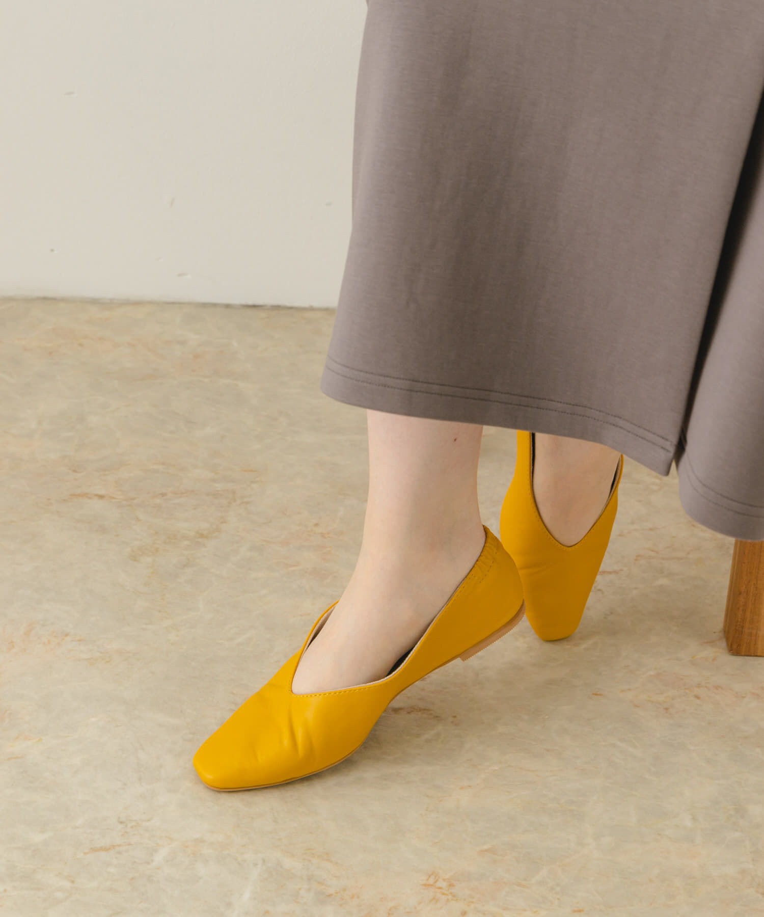 RODE SKO「やわらかVカットフラットシューズ」|バレエシューズ|