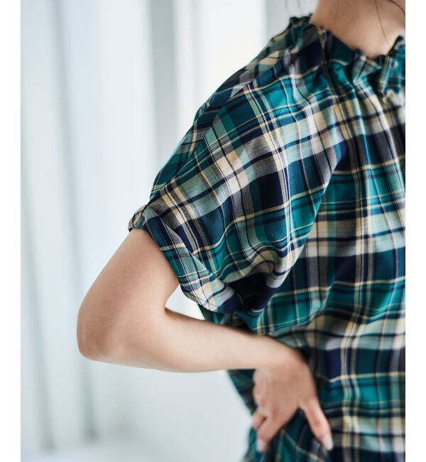 le.coeur blanc「《手洗い可能》チェックハイネックギャザードルマンフレンチブラウス」|シャツ・ブラウス|