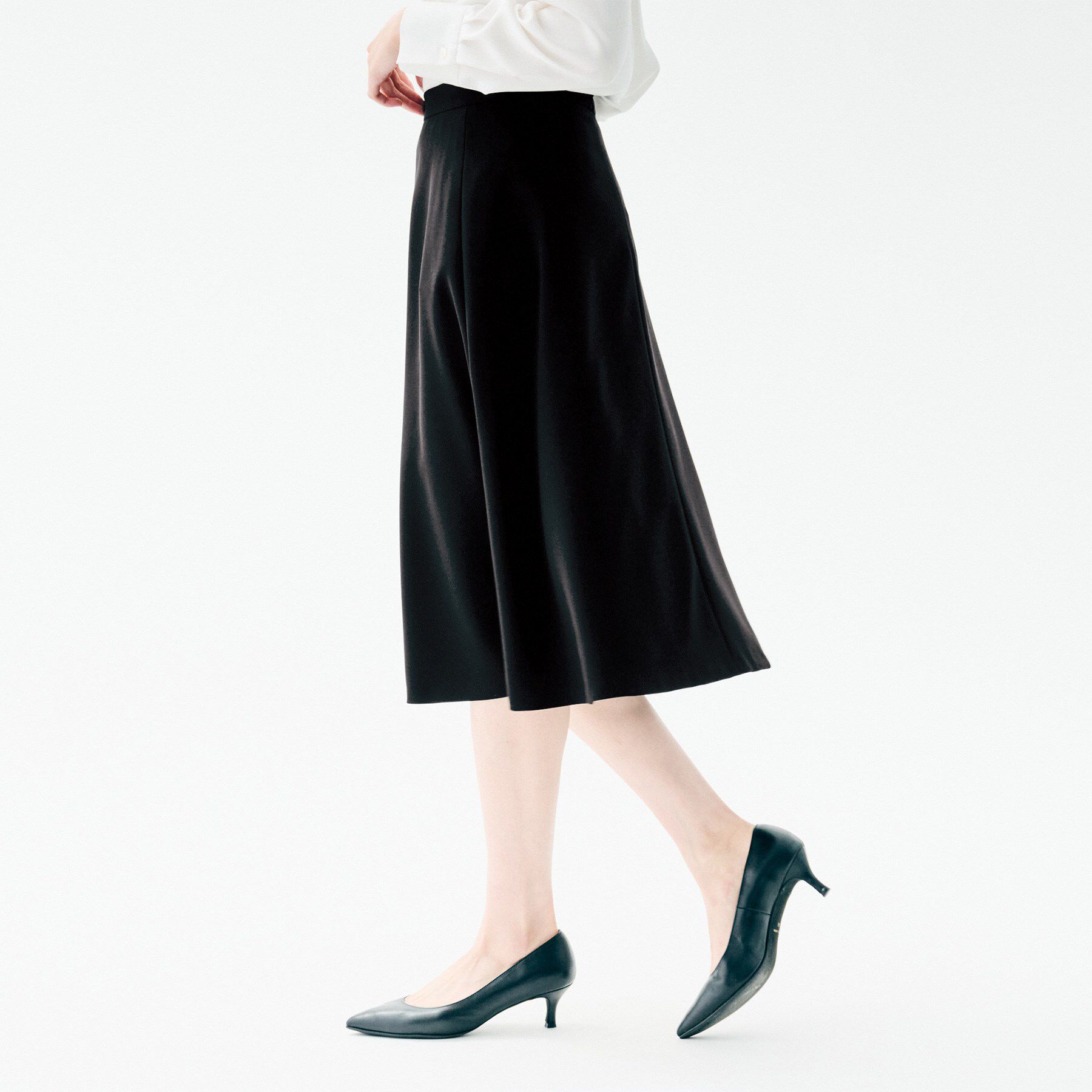 UNTITLED「【洗えるスーツ/ストレッチ性】フレアスカート」|スカート|