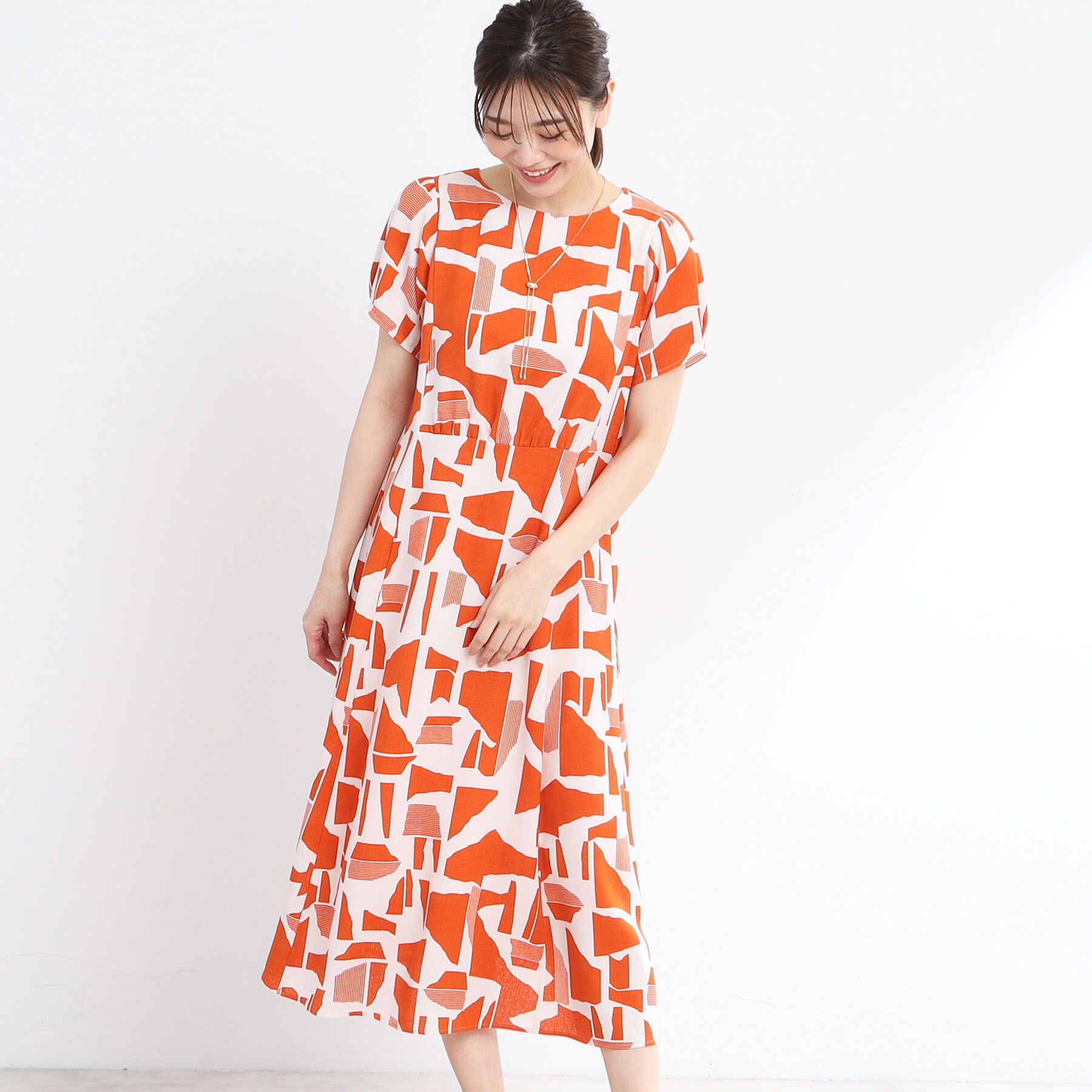 Reflect「【WEB先行カラーあり／マシンウォッシュ可】幾何モチーフプリントワンピース」|ワンピース|