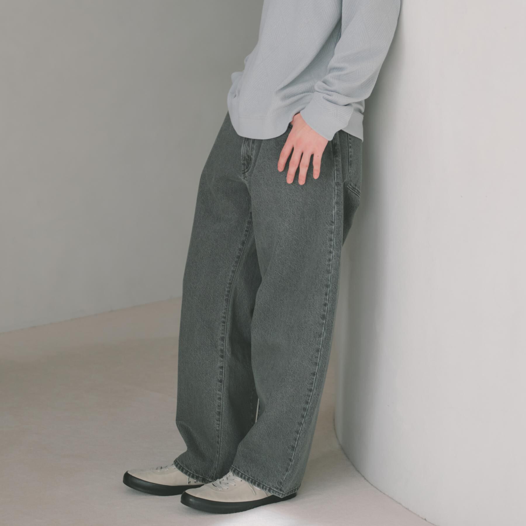 THE SHOP TK「【半歩先のオシャレ】デニムカーブパンツ　セットアップ可/洗濯機OK」|デニム|