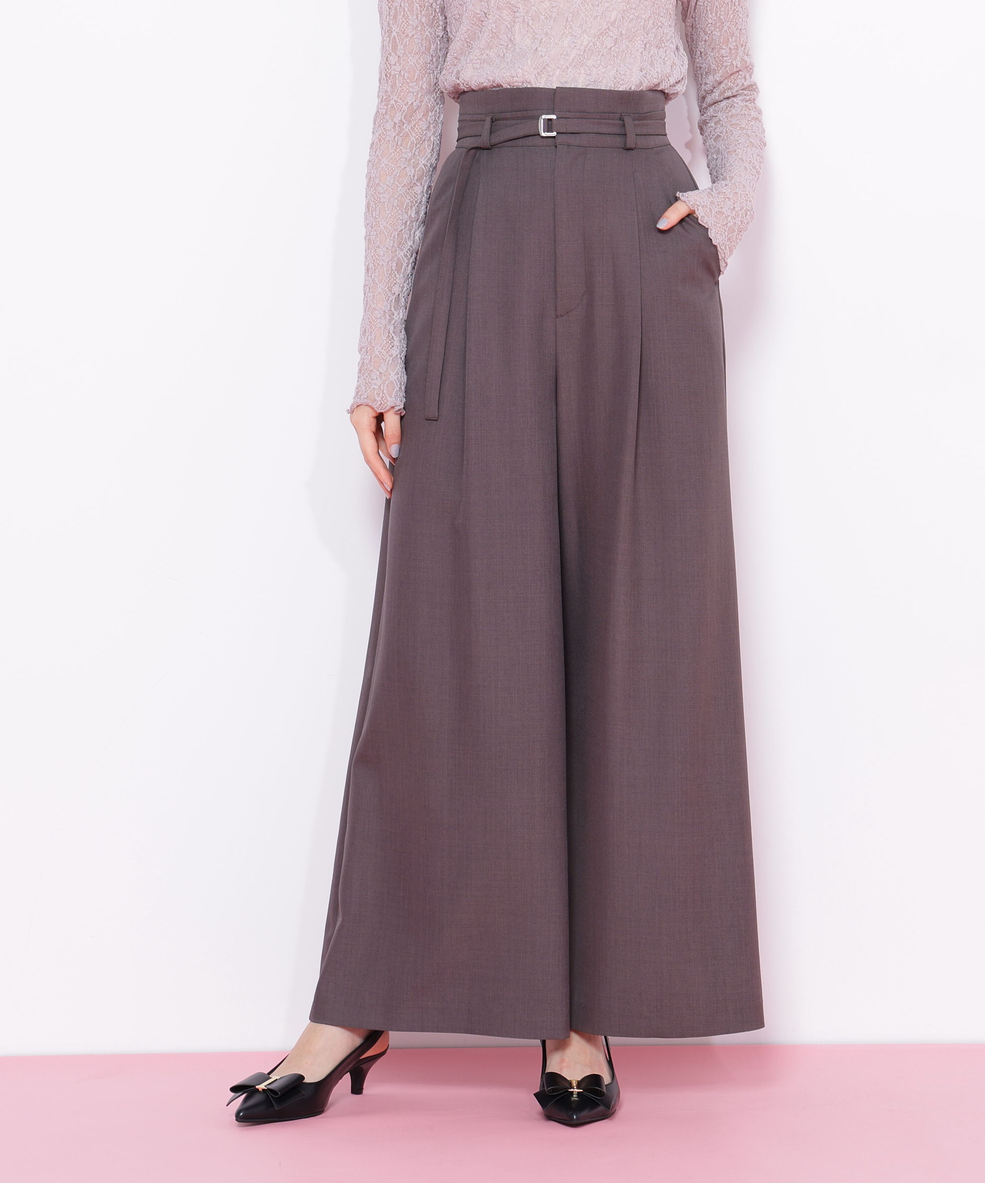  「細ベルト付きワイドパンツ」|その他|