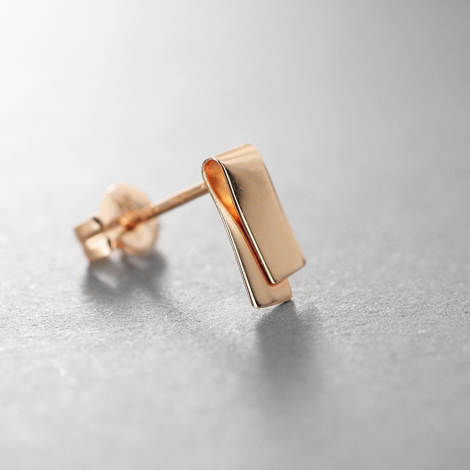 COCOSHNIK ONKITSCH「K10フラップリボンピアス」|ピアス|