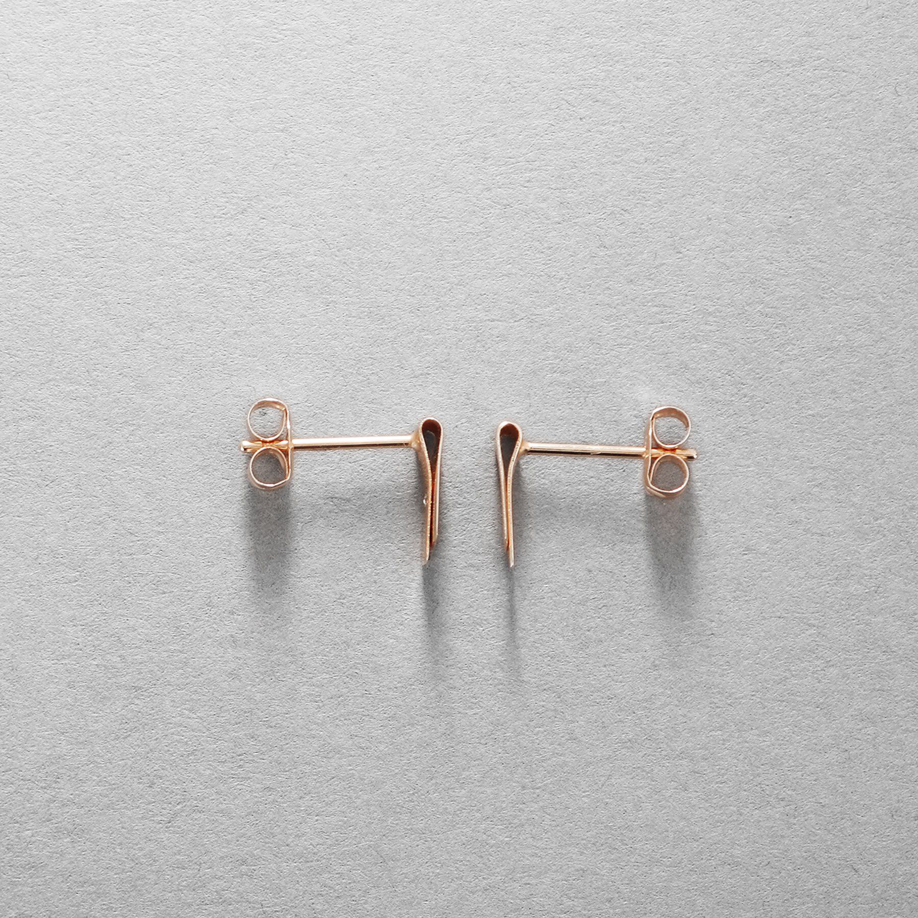 COCOSHNIK ONKITSCH「K10フラップリボンピアス」|ピアス|