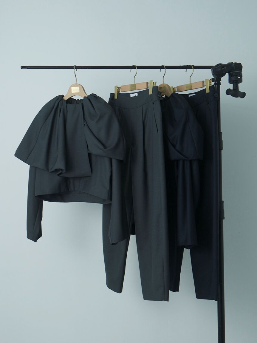 emmi atelier「【emmi atelier】金子綾 コラボケープ付きブラウス」|シャツ・ブラウス|