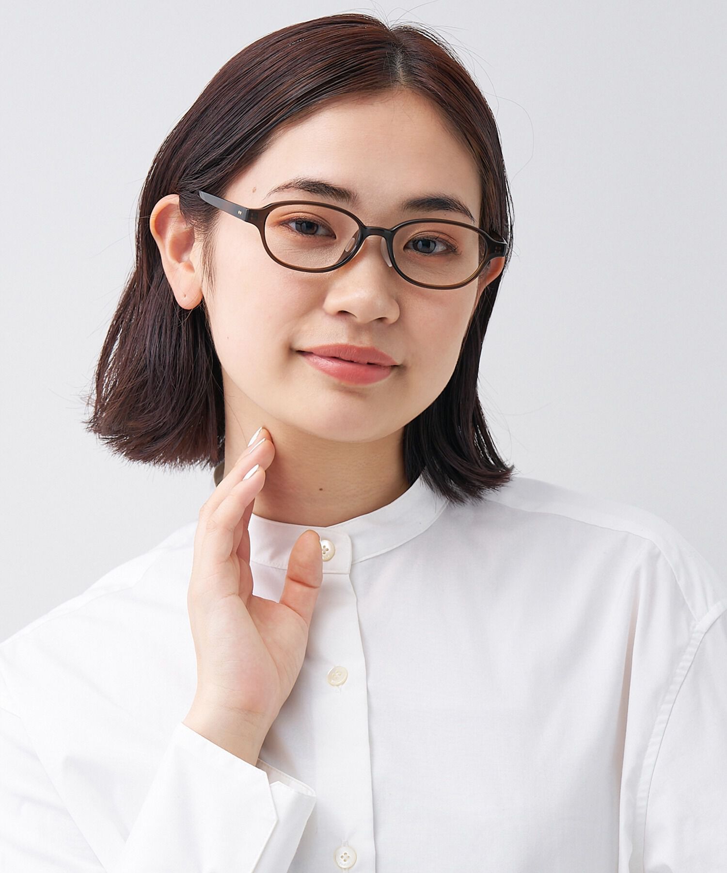  「オーバル型 軽量 メガネ｜黒縁 おうち時間を快適に過ごす ズレ落ち防止 レンズ交換券付き」|メガネ|ブラウン系その他1