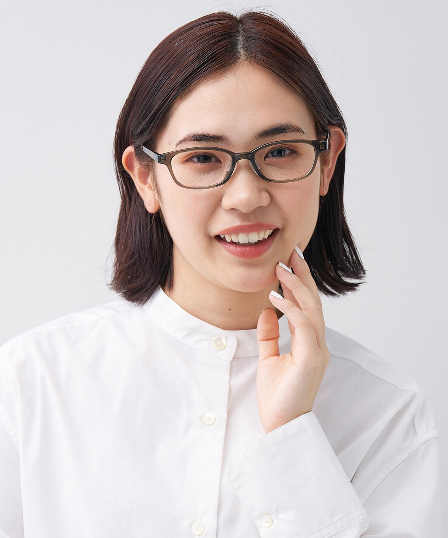  「スクエア型 軽量 メガネ｜黒縁 おうち時間を快適に過ごす ズレ落ち防止 レンズ交換券付き」|メガネ|グリーン