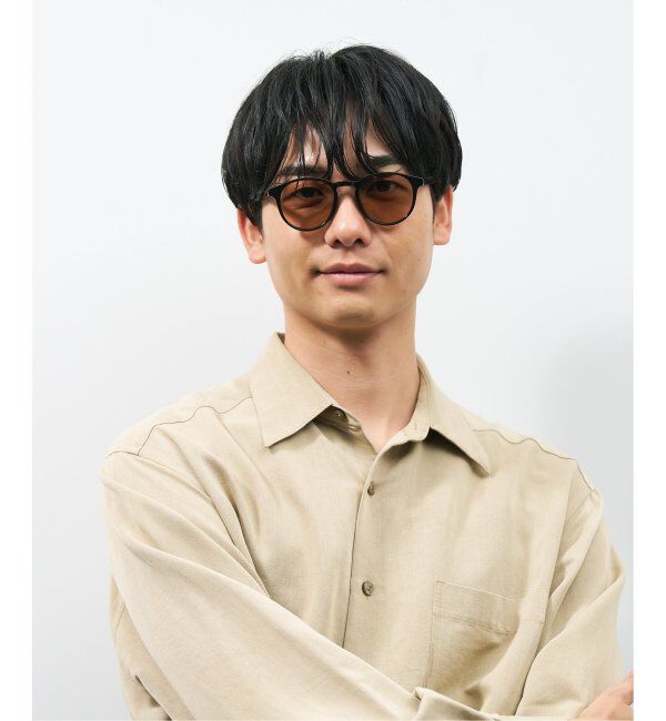  「【WEB限定】ボストン型 調光サングラス | カラーレンズ 軽量 紫外線対策 UVカット レンズの色が変わる」|サングラス|