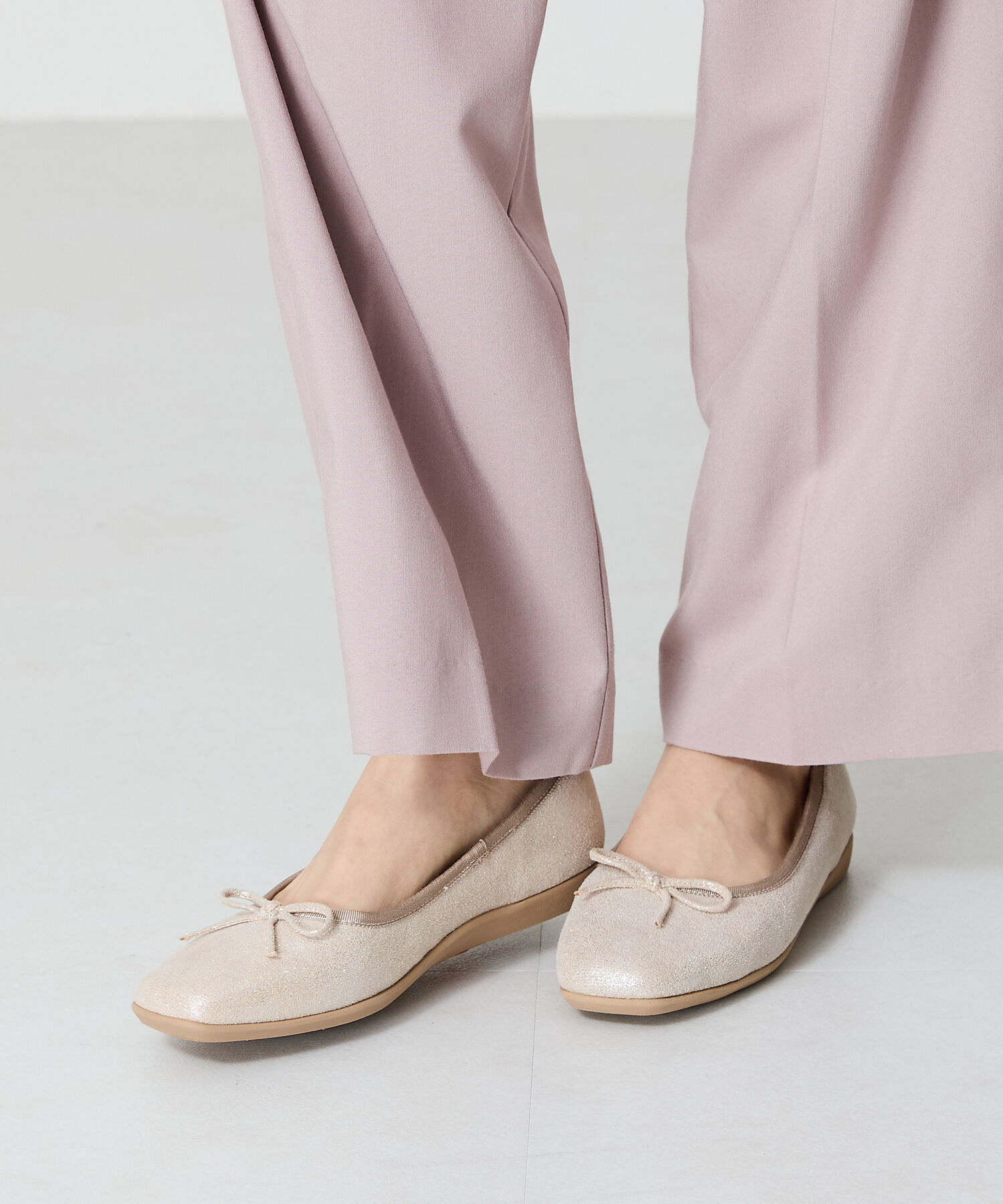 ORiental TRaffic「【WEB限定】 スクエアトゥ バレエシューズ /R-4009 フラット 軽い  厚手クッション」|パンプス|