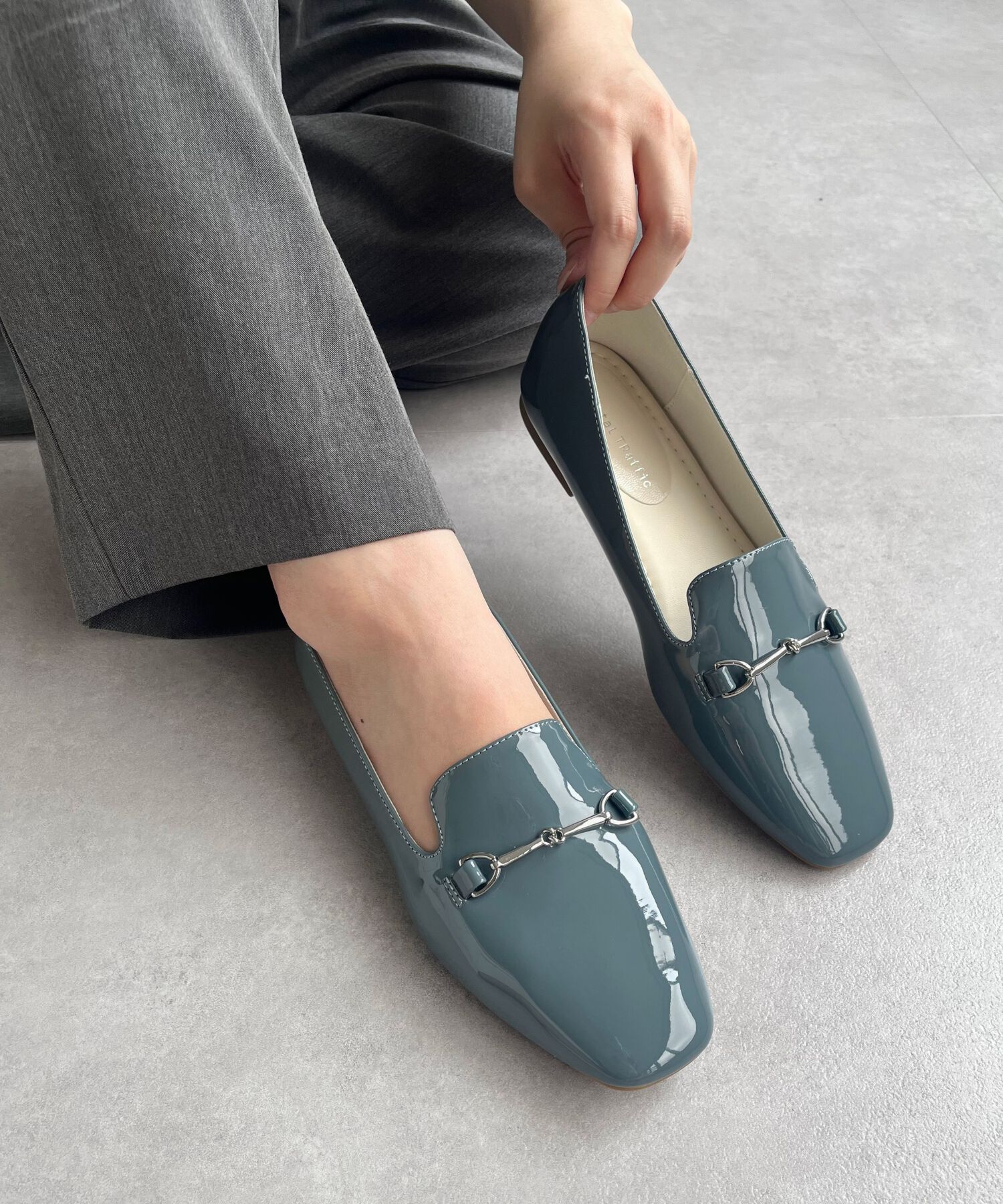 ORiental TRaffic「【WEB限定】 晴雨兼用 ビット ローファー /55106 レイン フラット 柔らかい」|パンプス|