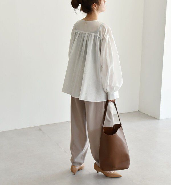 quaranciel「quaranciel:〈洗濯機可能〉シアー ギャザー クルーネック シャツ ブラウス」|シャツ・ブラウス|