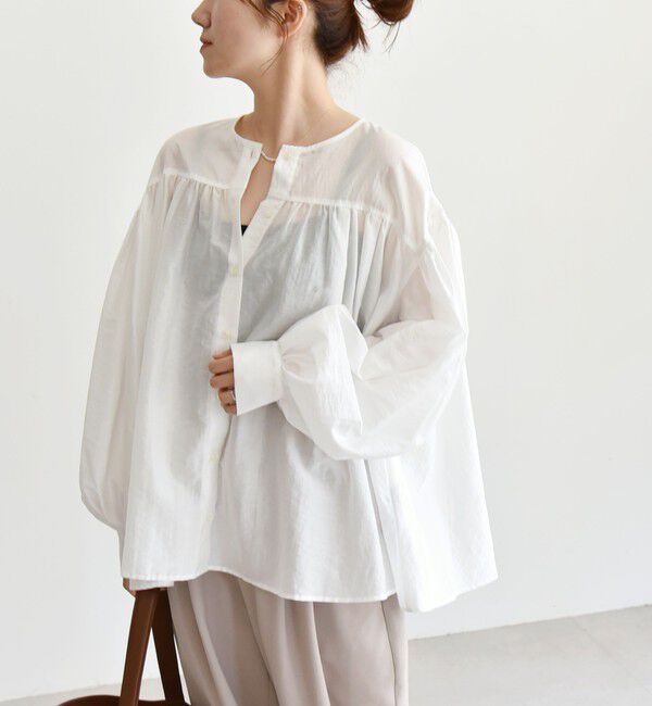 quaranciel「quaranciel:〈洗濯機可能〉シアー ギャザー クルーネック シャツ ブラウス」|シャツ・ブラウス|