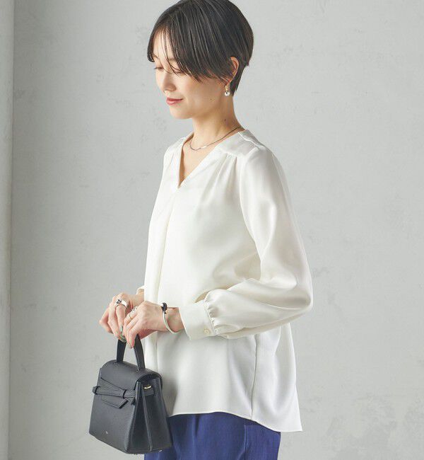 SHIPS for women「〈手洗い可能〉バックサテン Vネック ロング スリーブ ブラウス」|シャツ・ブラウス|
