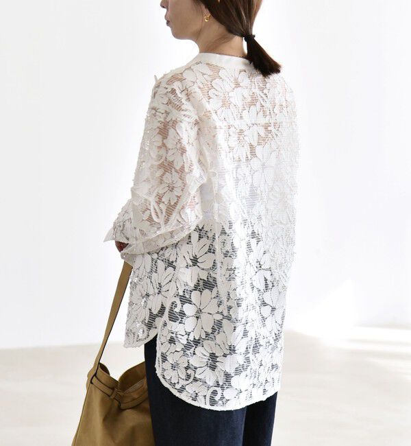 quaranciel「《予約》quaranciel:〈手洗い可能〉デニム フラワー レース バンドカラー シャツ」|シャツ・ブラウス|