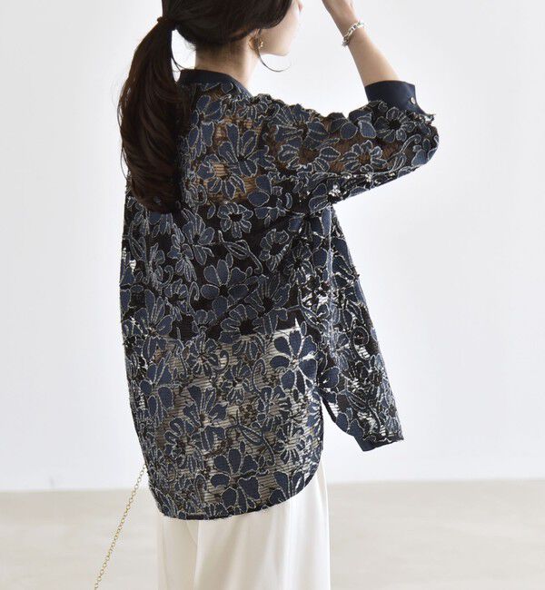 quaranciel「《予約》quaranciel:〈手洗い可能〉デニム フラワー レース バンドカラー シャツ」|シャツ・ブラウス|