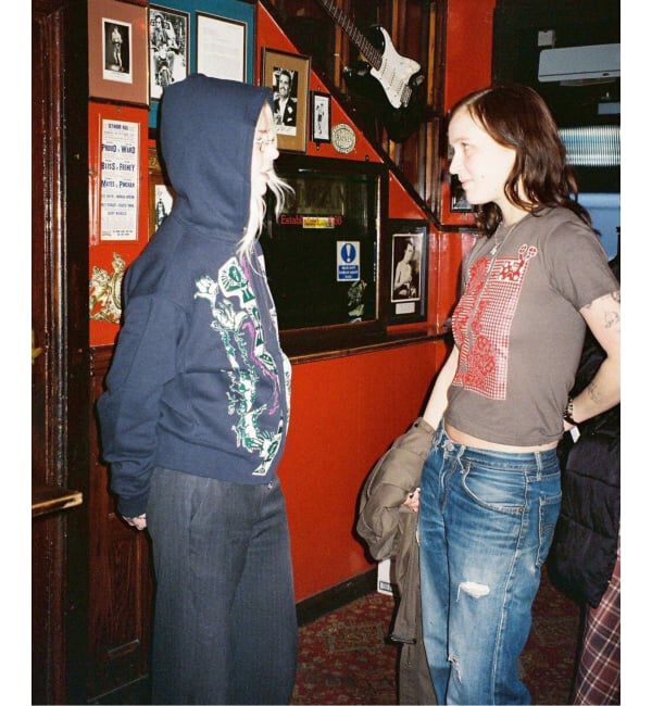 PULP「UK ARTIST PROJECT【LEOMI】FLOWERS HOODIE」|パーカー|