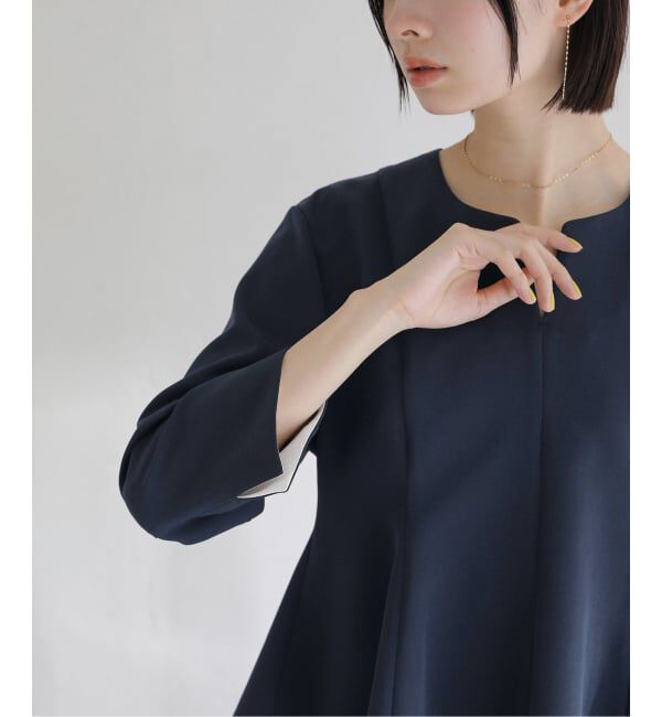  「【洗える】カーブネックフレアブラウス」|シャツ・ブラウス|