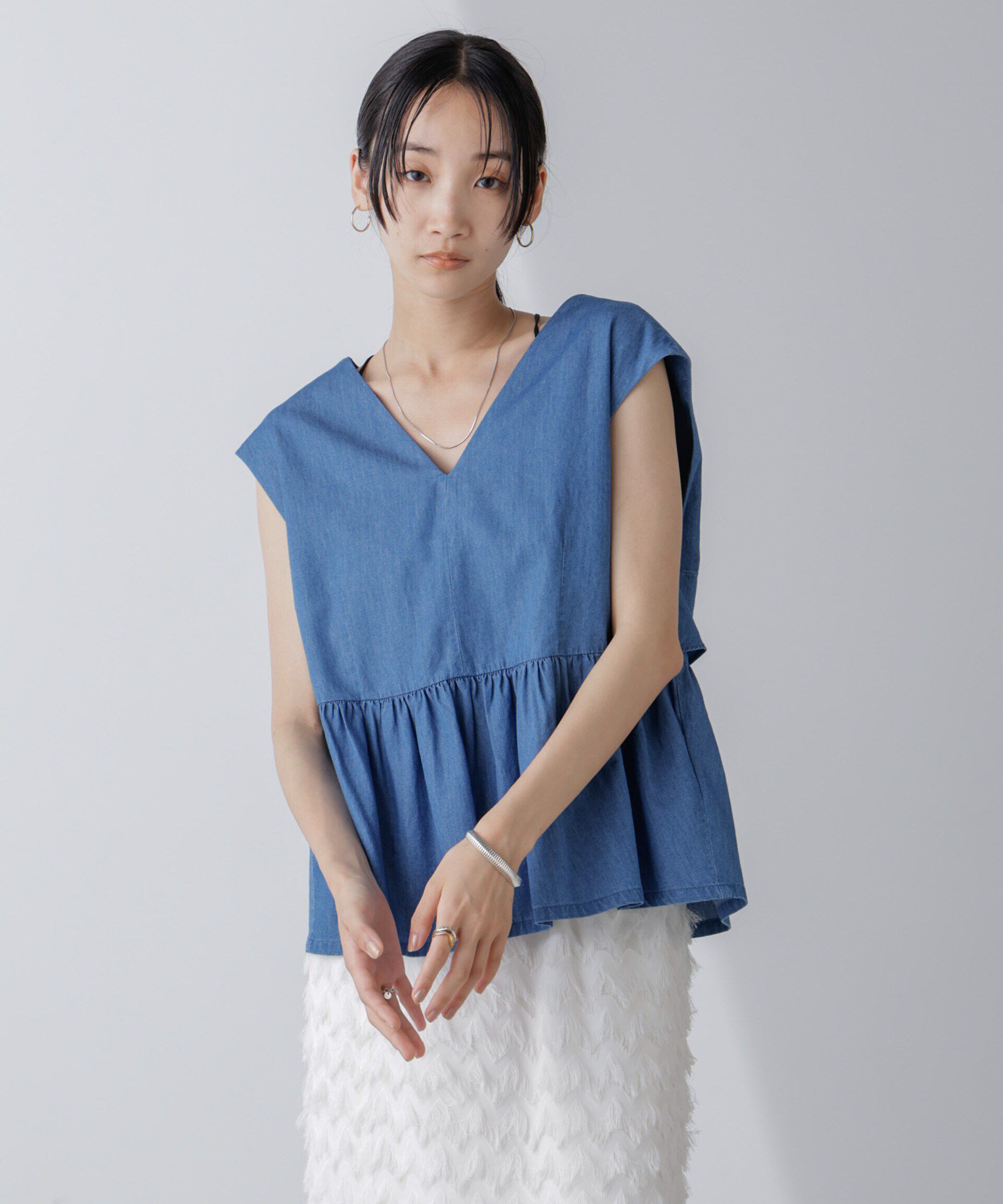 nano･universe「バックリボンノースリーブデニムブラウス(セットアップ可)」|シャツ・ブラウス|