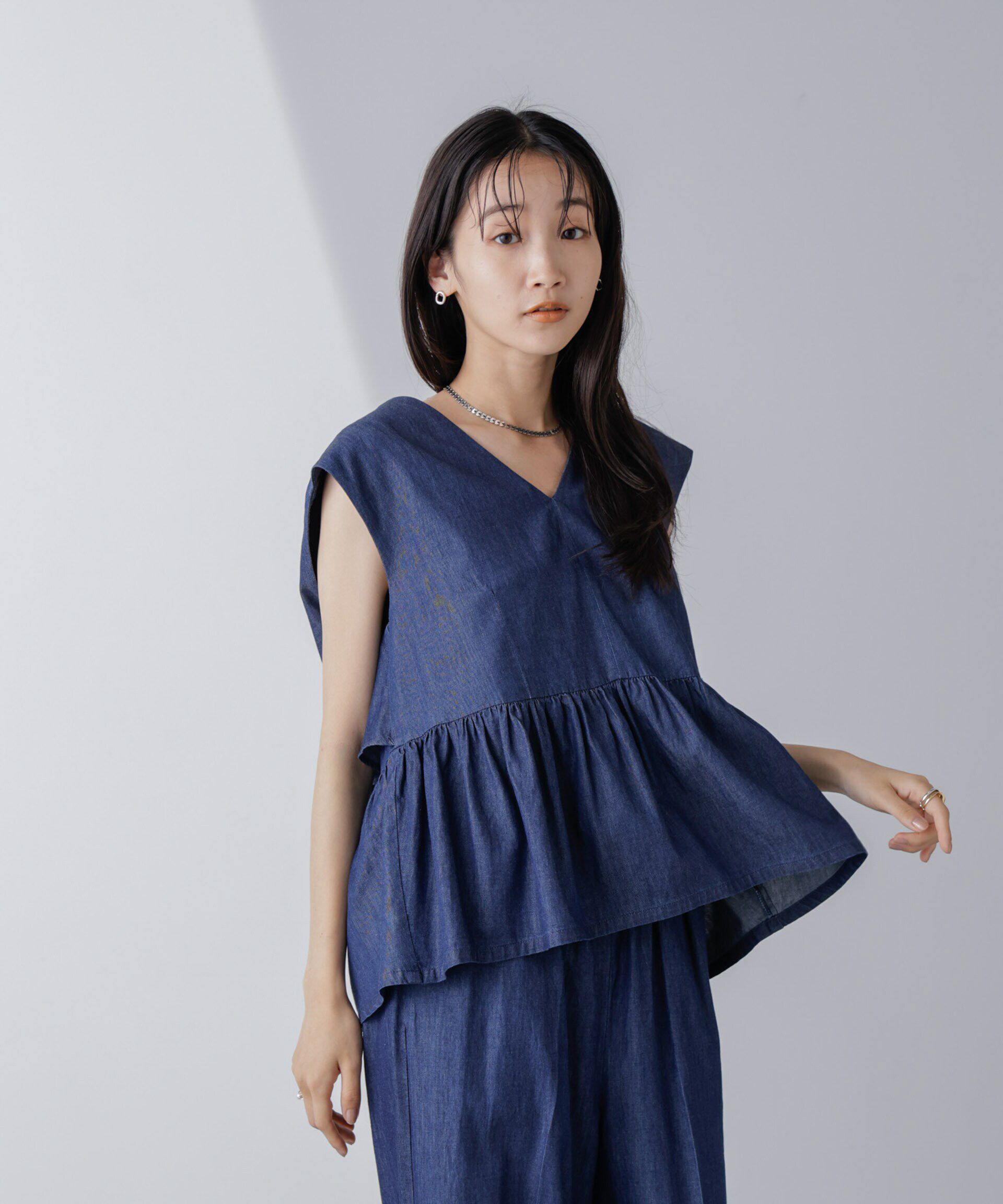 nano･universe「バックリボンノースリーブデニムブラウス(セットアップ可)」|シャツ・ブラウス|ネイビー