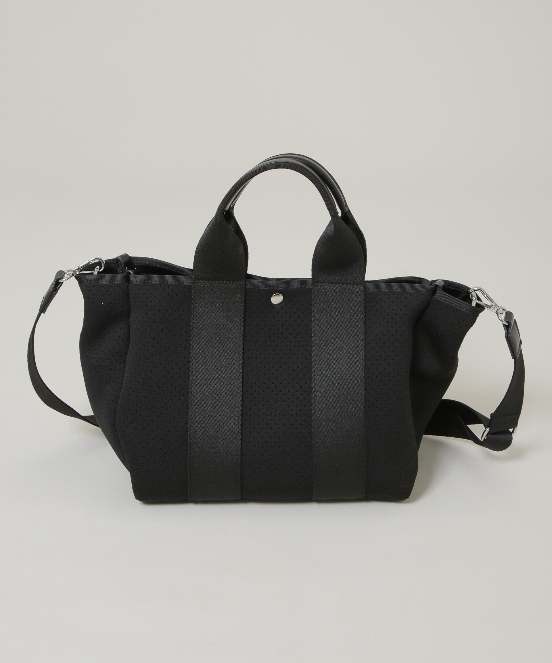 nano･universe「パンチングショルダートートバッグ」|ショルダー・メッセンジャー|