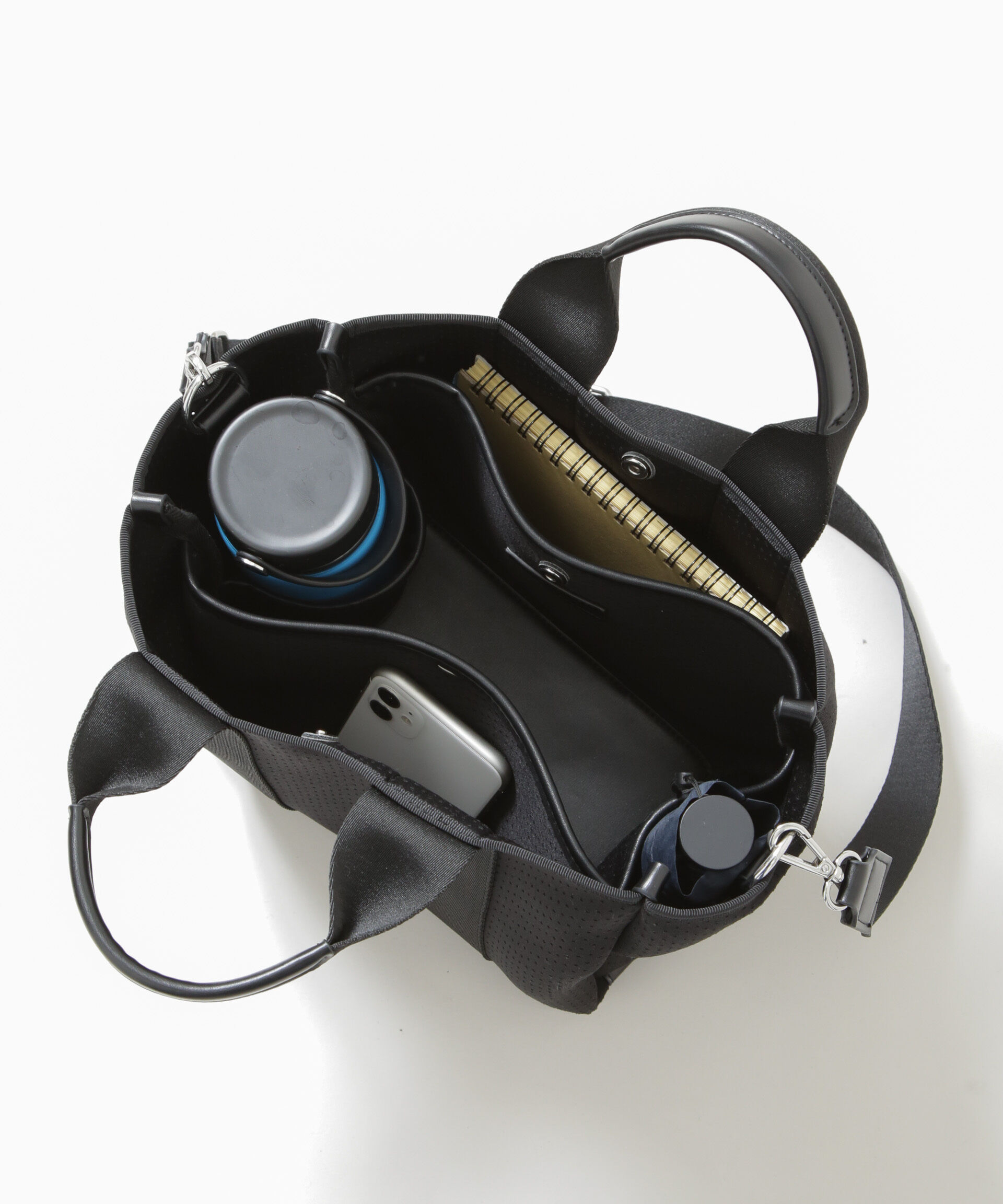 nano･universe「パンチングショルダートートバッグ」|ショルダー・メッセンジャー|