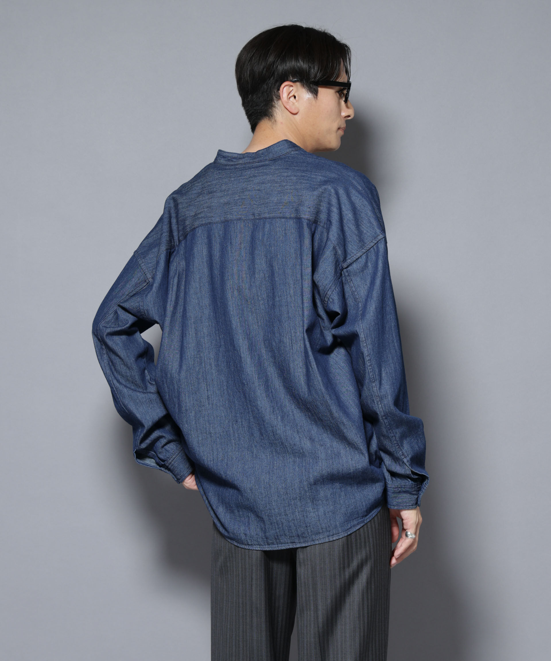 nano･universe「「大人のワイドシャツ」バンドカラーデニム 長袖」|シャツ・ブラウス|