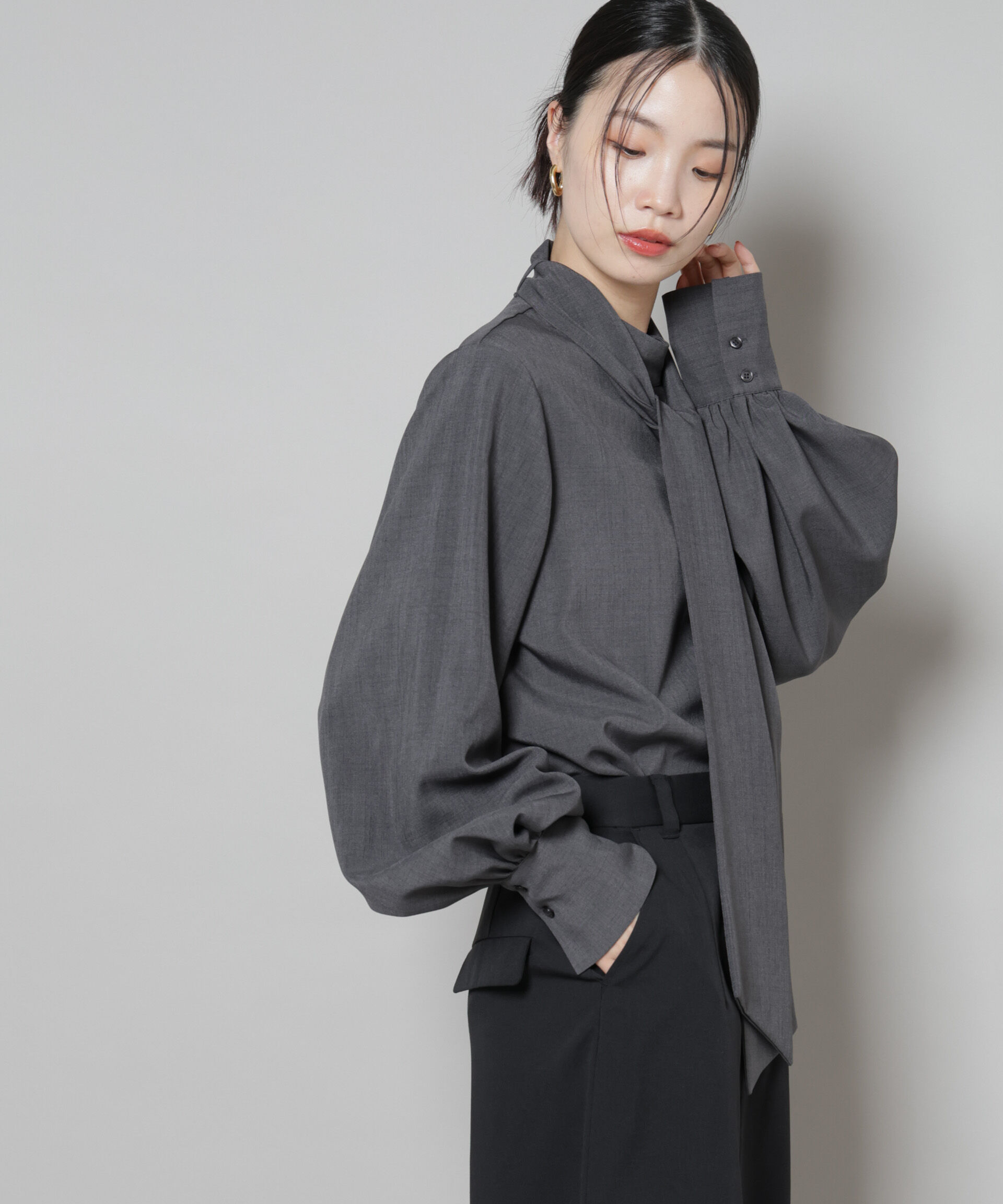 nano･universe「ボータイ取り外し可能2wayブラウス」|シャツ・ブラウス|