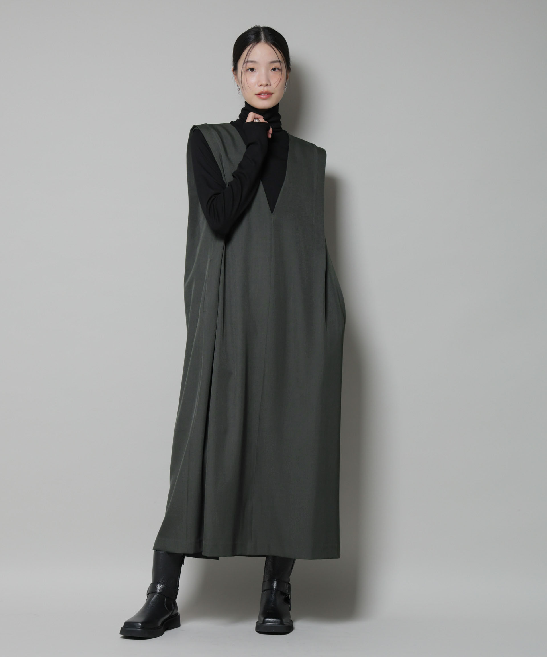 nano･universe「ショルダータックVネックワンピース」|ワンピース|グリーン