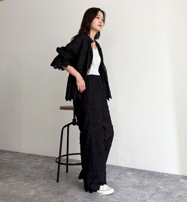 fredy emue「3D刺繍スカラップイージーパンツ」|チノ|