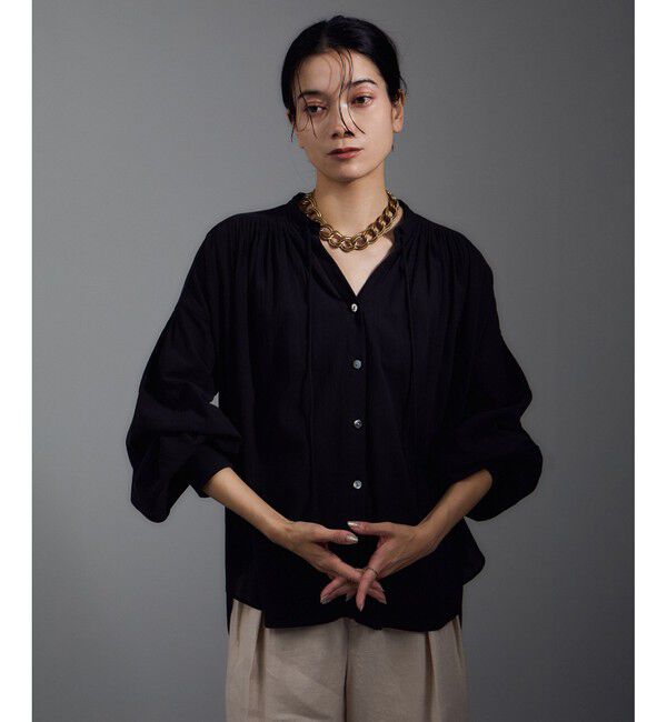 SALON adam et rope'「ボリュームスリーブVネックブラウス」|シャツ・ブラウス|