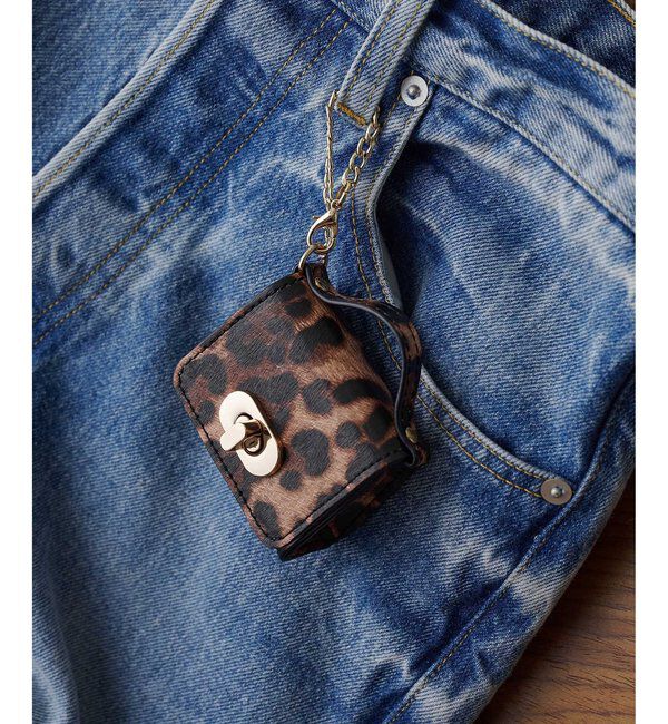 Hoaw.「《2/12追加予約スタート》【インフルエンサーコラボ】イヤフォンケース」|チャーム・キーホルダー|